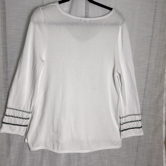 Habitat sweater,women,PTP 19.5” white cotton  pull over,v neck,trim,EC - Picture 8 of 13